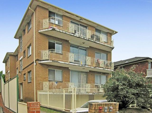 8/37 Rosemont  Street, NSW 2196