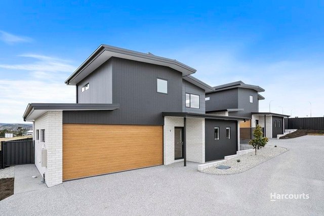 1 & 2/32 Sunningdale Close, TAS 7171
