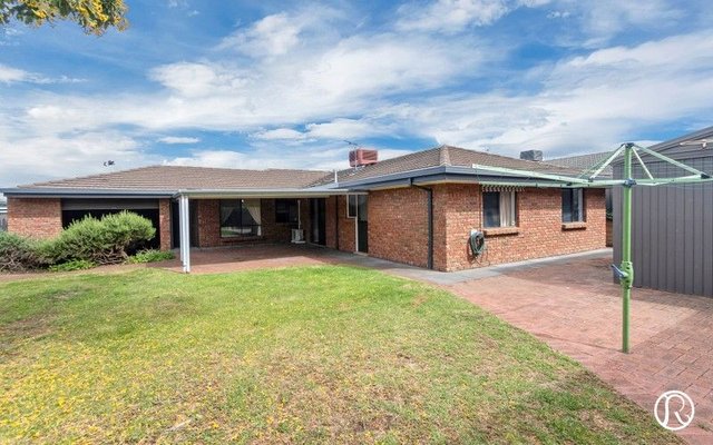 4 Lochhead Court, SA 5127