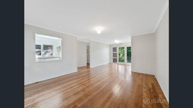 2/63 Outlook Cres, QLD 4065