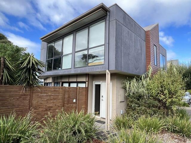 2/23-25 Boston Road, VIC 3228