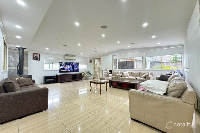 38 Hinchen, NSW 2161