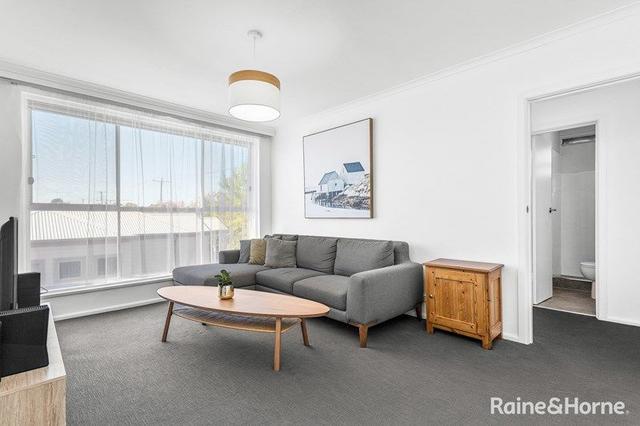 11/90 Roberts Street, VIC 3012