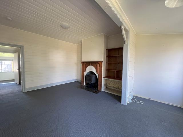 148 Allingham Street, NSW 2350