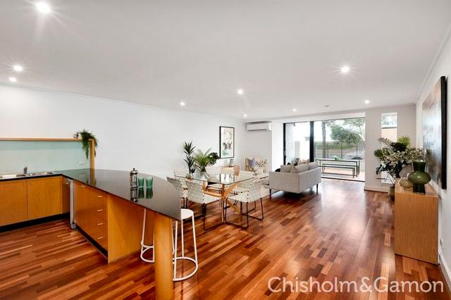 2/21 Marine Parade, VIC 3182