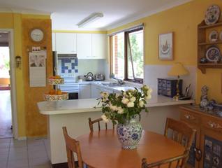 Kitchen (2003-12-01)