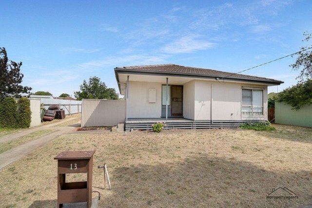 13 Shirley Street, VIC 3400