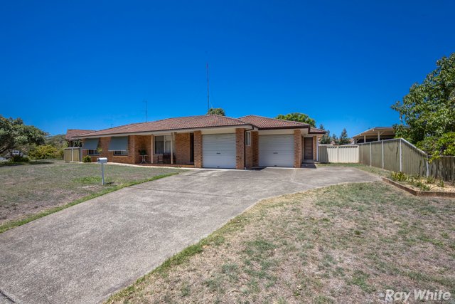 2/24 Rennie Crescent, NSW 2428