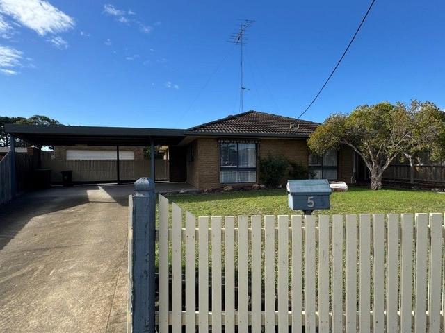 5 Walhalla Court, VIC 3844