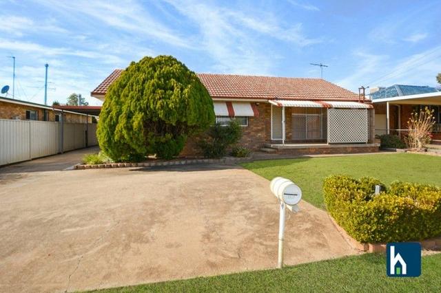 8 McAndrew Street, NSW 2380