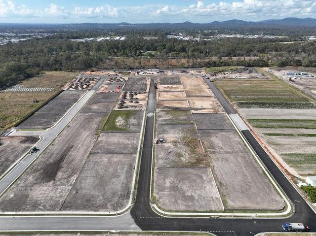 LR2/. Chambers Flat Road, QLD 4133