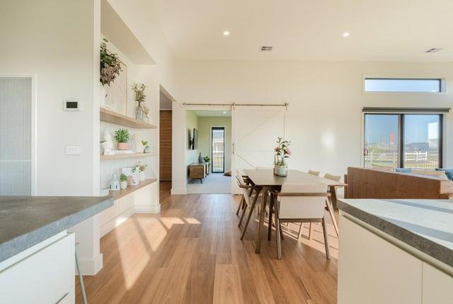 46 Dyer Avenue, VIC 3850