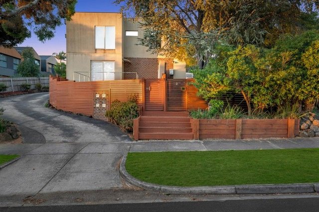 2/14 McCubbin Street, VIC 3125