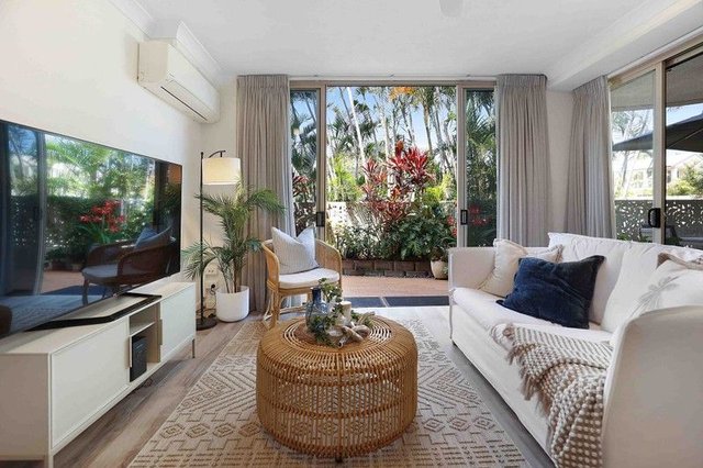 7/15 Santa Monica Road, QLD 4220