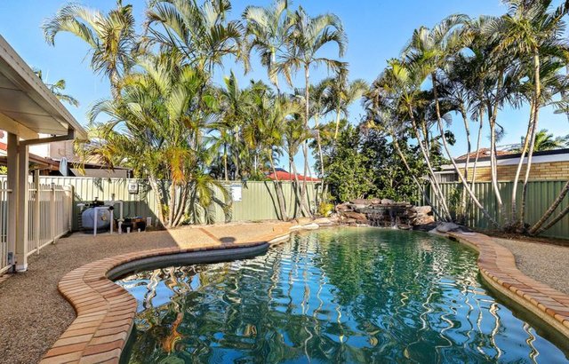 19 Daniel Court, QLD 4020