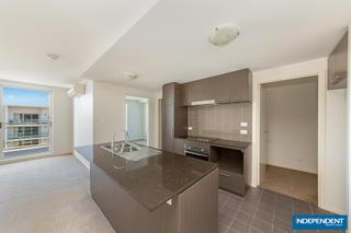 Belconnen 152-64-68 College St_03 (2018-08-16)