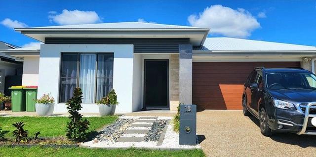 18 Field Street, QLD 4212