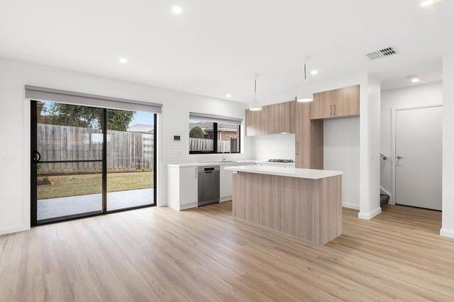 2/16 Arundel Street, VIC 3136