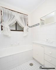 Bathroom (2009-09-02)