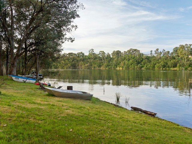 11 Milton Drive, VIC 3723