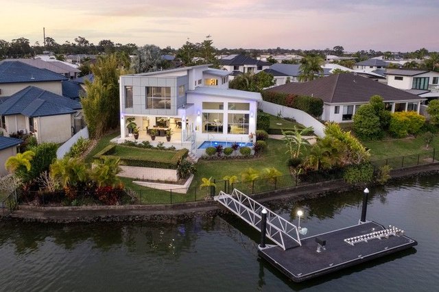 18 Ferrymans Court, QLD 4212