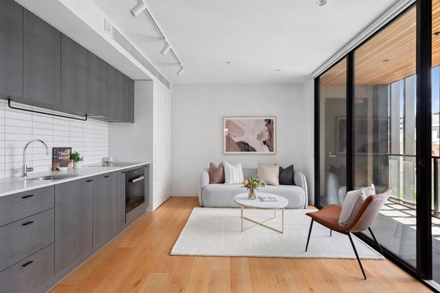 102/6 Black Street, VIC 3056