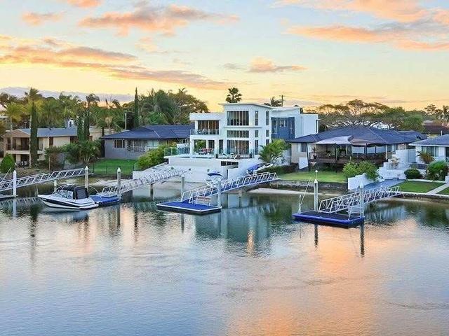 8 Binda Place, QLD 4217