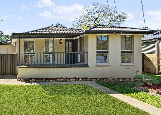 11 Oliver St, NSW 2765