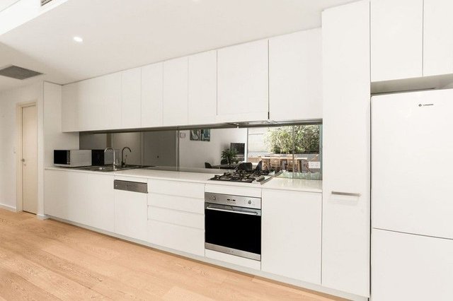 2/85 Bourke Street, NSW 2011