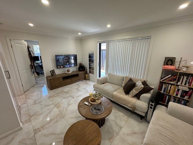 7a Kingarth Street, NSW 2168