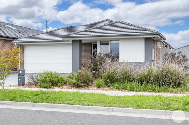 10 Sorrel Avenue, VIC 3352