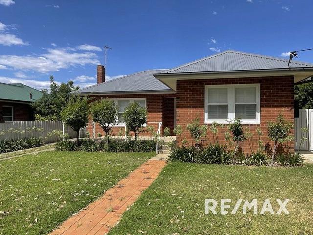 3 Bluett Crescent, NSW 2650