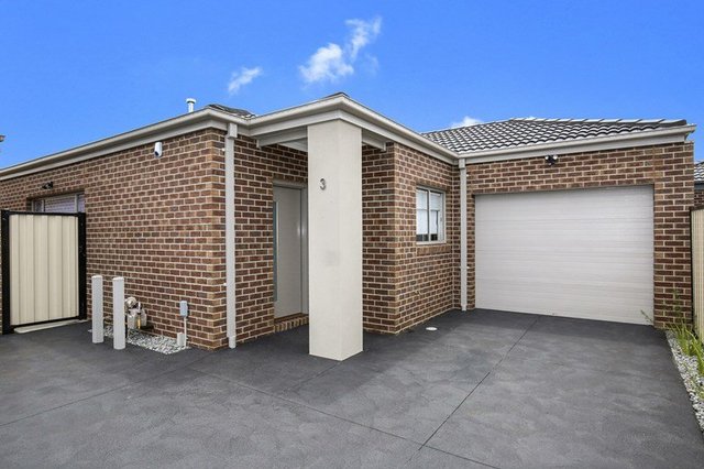 3/4 Arminell Court, VIC 3037