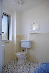 Bathroom (2005-07-28)
