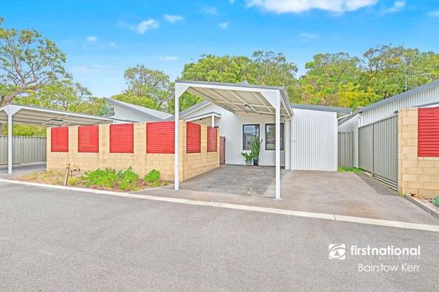 2/20 Grove Street West, WA 6330