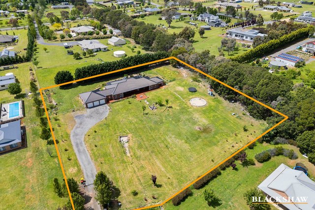 15 Governor Drive, NSW 2582
