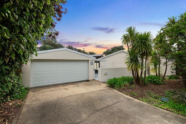 2 Ambara Place, ACT 2614