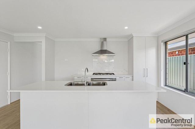 55 Lilylock Crescent, WA 6055