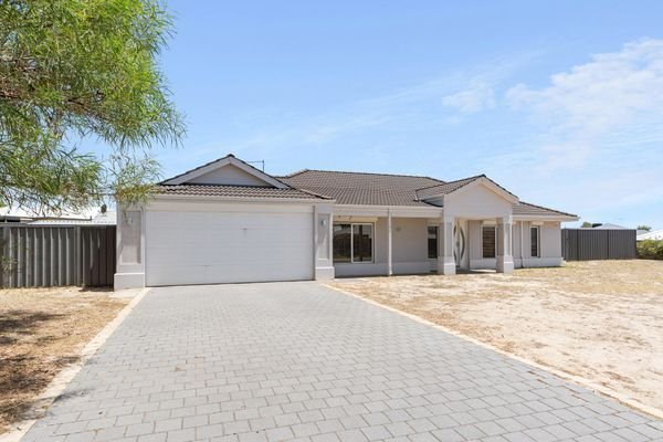 45 Larwood Crescent, WA 6057