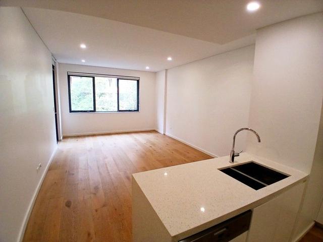 202/1 Wattle Crescent, NSW 2009