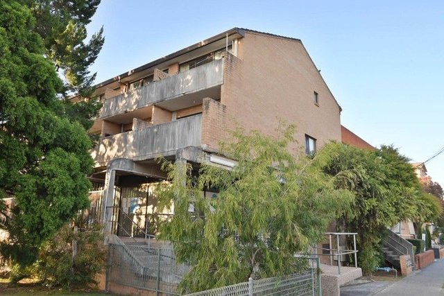 12/17 Macquarie Rd, NSW 2144