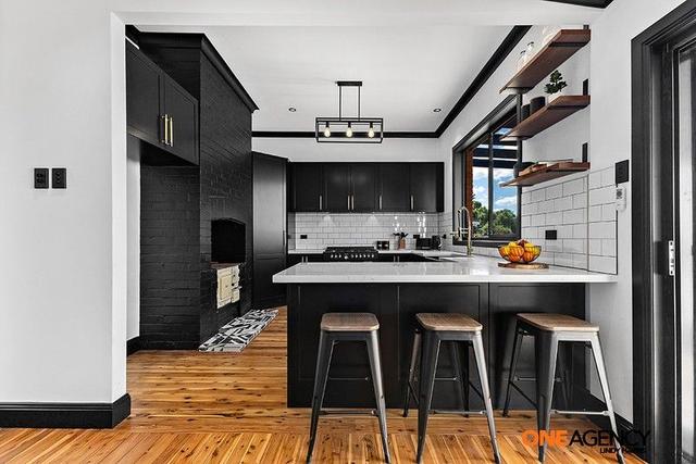 6 View Street, NSW 2330