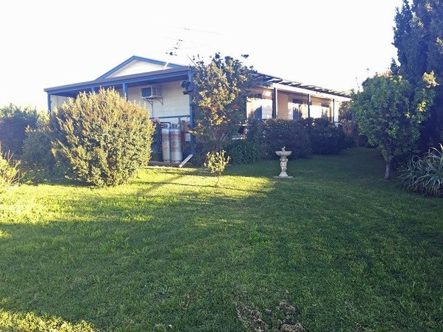 27 Cannes Drive, SA 5174