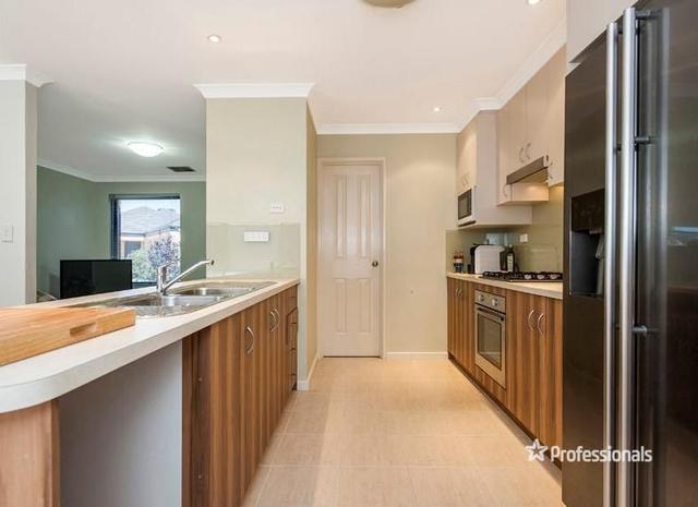 3/5 Kea Court, WA 6069