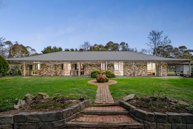 7 Arrow Court, VIC 3431