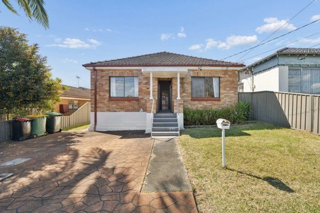 19 Woodbine Street, NSW 2199