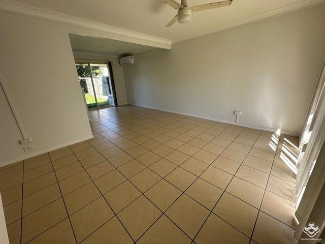203/125 Hansford Road, QLD 4216