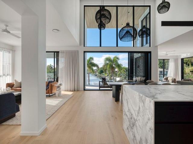 21 Sacha Place, QLD 4211
