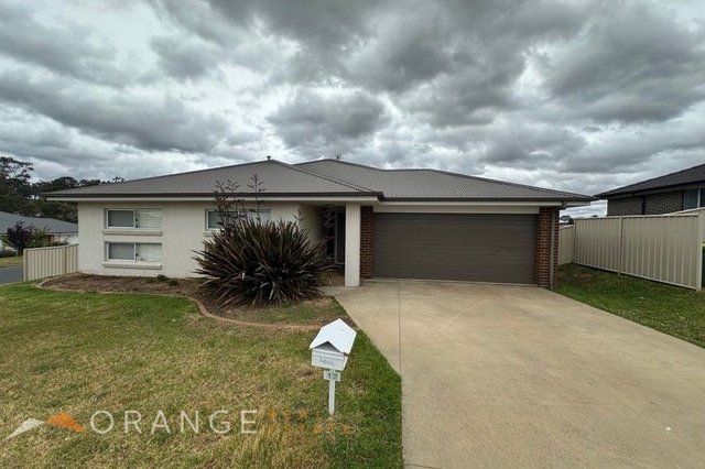 12 Hallaran  Way, NSW 2800