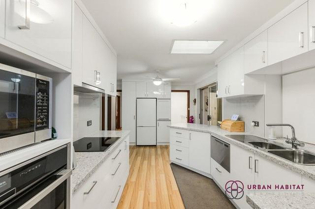 49 Chisham Avenue, WA 6167